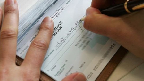 Que faire face à un chèque sans provision (chèque revenu impayé) ?